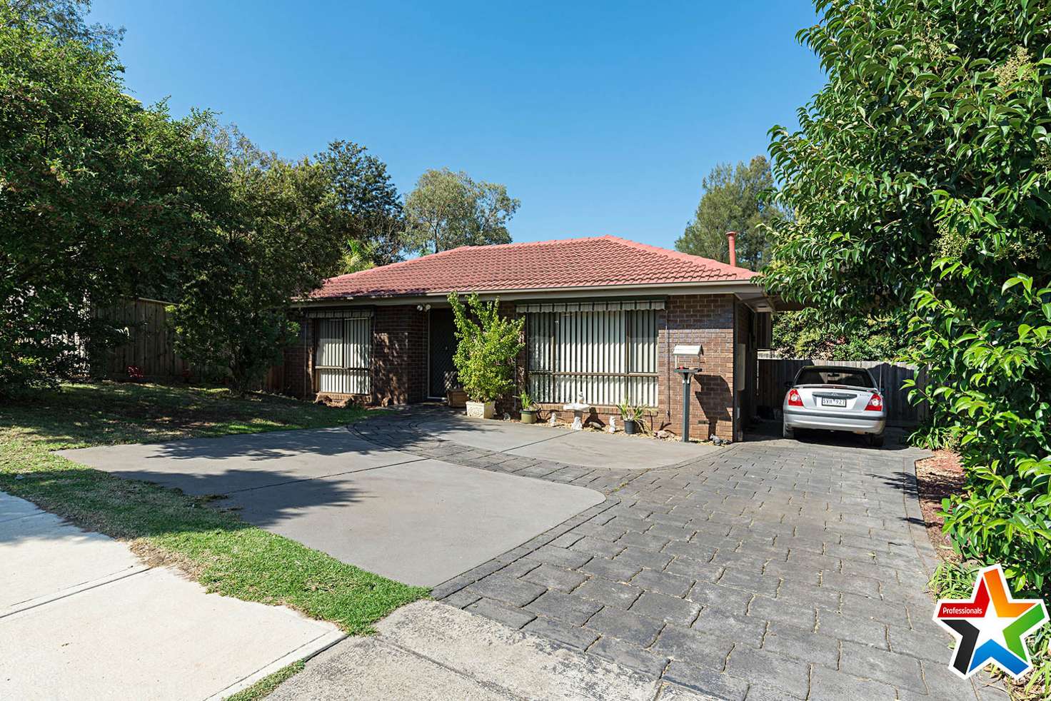 Main view of Homely house listing, 40 Churchill Drive, Mooroolbark VIC 3138