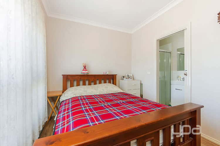 Fifth view of Homely house listing, 50 Charlbury Grove, St Albans VIC 3021