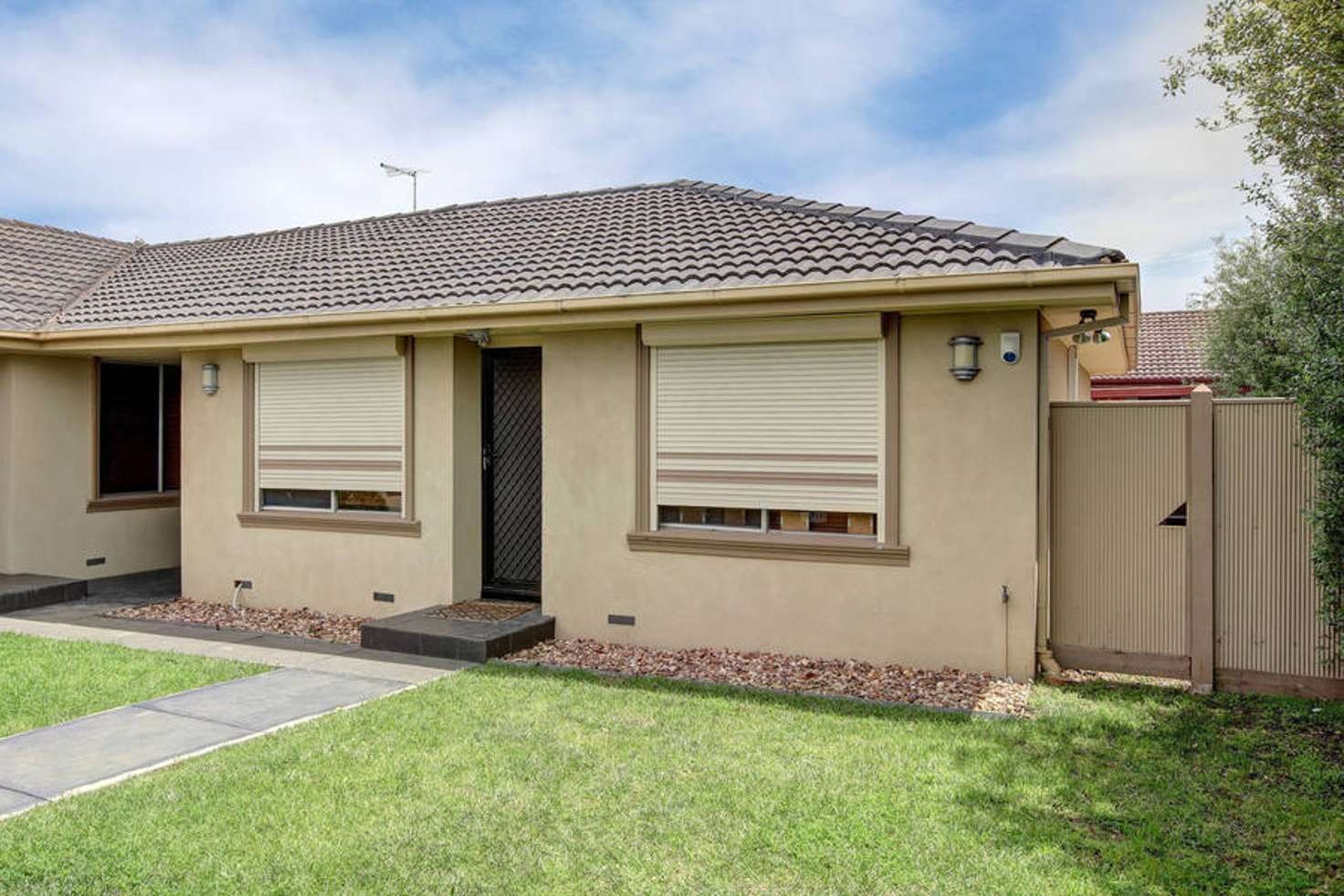 Main view of Homely unit listing, 4/27 Broadmeadows Road, Tullamarine VIC 3043