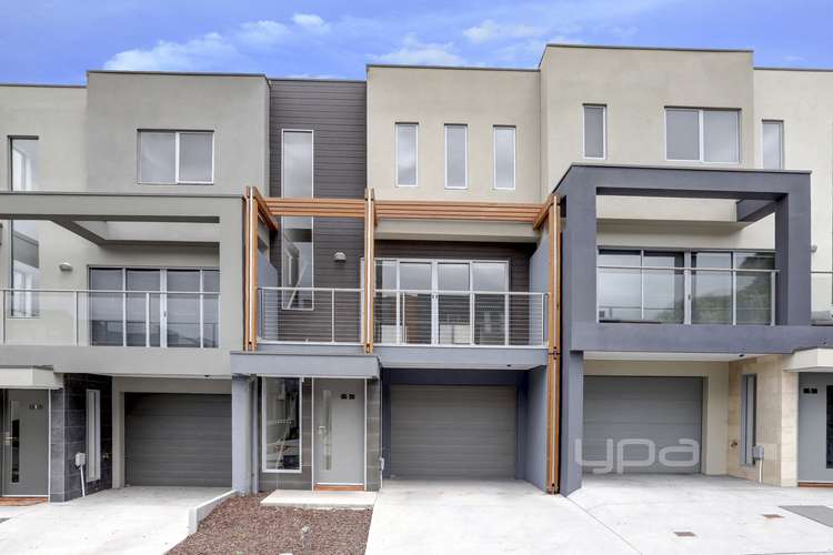 Main view of Homely townhouse listing, 3 Jackstay Close, Safety Beach VIC 3936