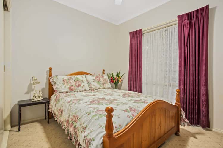Seventh view of Homely house listing, 5 Bronte Court, Wyndham Vale VIC 3024