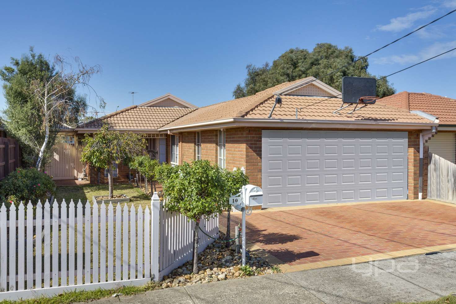 Main view of Homely house listing, 10 Devenport Court, Altona Meadows VIC 3028