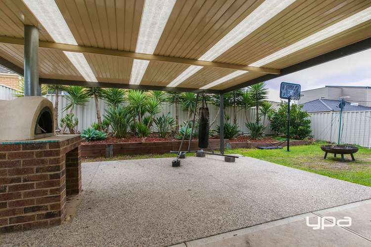 Fifth view of Homely house listing, 4 Carisbrook Street, Caroline Springs VIC 3023