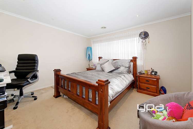 Sixth view of Homely house listing, 69 Jade Way, Hillside VIC 3037