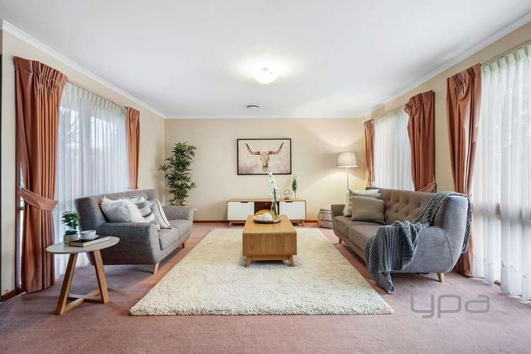 Third view of Homely house listing, 2 Gabrielle Close, Werribee VIC 3030