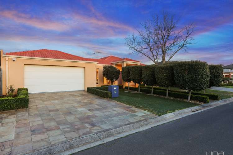 Second view of Homely house listing, 16 Fontain Court, Werribee VIC 3030