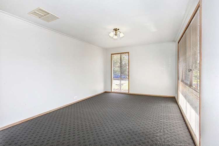 Second view of Homely house listing, 4 Talina Close, Hoppers Crossing VIC 3029