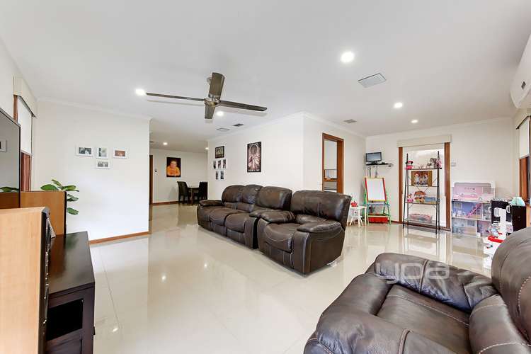Fifth view of Homely house listing, 41 Beacon Hills Crescent, Craigieburn VIC 3064