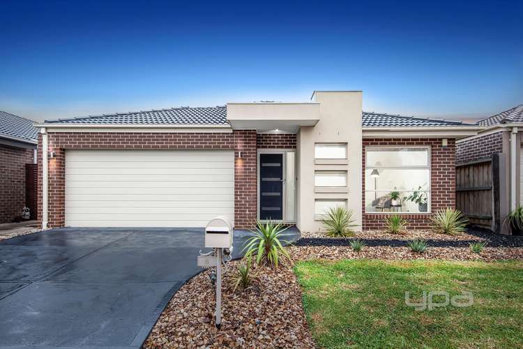 Main view of Homely house listing, 8 Dawkins  Avenue, Fraser Rise VIC 3336