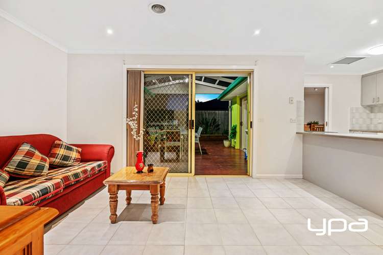 Seventh view of Homely house listing, 7 John Flynn Court, Hoppers Crossing VIC 3029