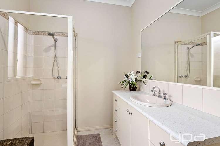 Third view of Homely house listing, 5 Higgins Court, Bacchus Marsh VIC 3340