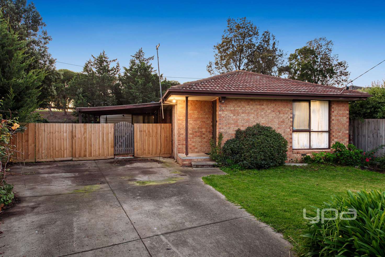 Main view of Homely house listing, 8 Joel Place, Gladstone Park VIC 3043