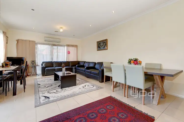 Fifth view of Homely house listing, 9 Huntingfield Street, Craigieburn VIC 3064
