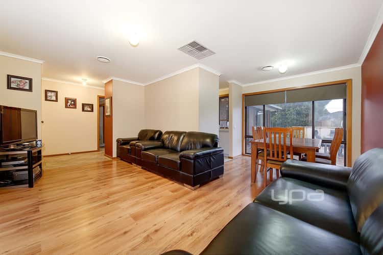 Fourth view of Homely house listing, 7 Padstowe Court, Craigieburn VIC 3064