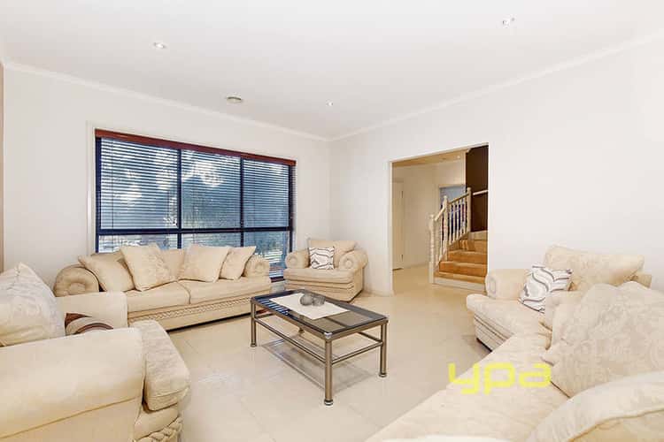 Fifth view of Homely house listing, 34 Grange Rise, Craigieburn VIC 3064