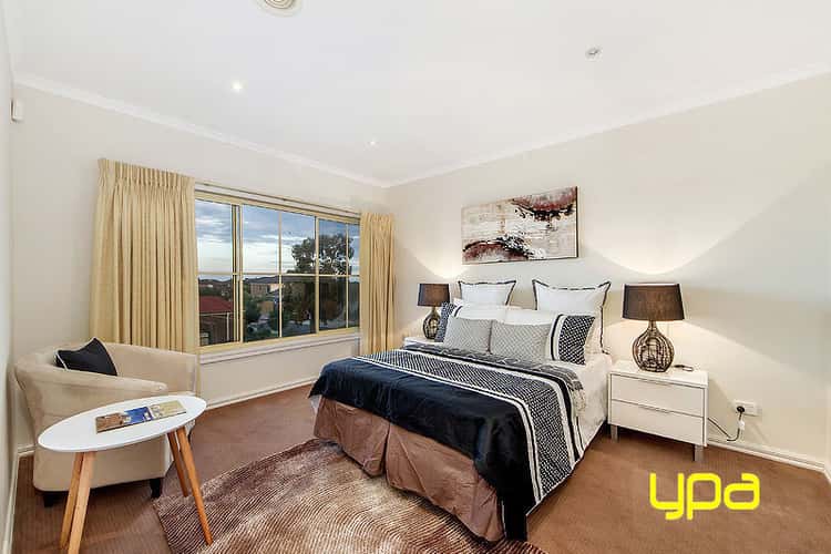 Sixth view of Homely house listing, 1 Sica Court, Sydenham VIC 3037