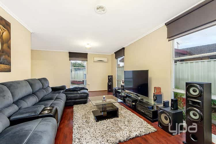 Second view of Homely house listing, 20 Annetta Court, Albanvale VIC 3021