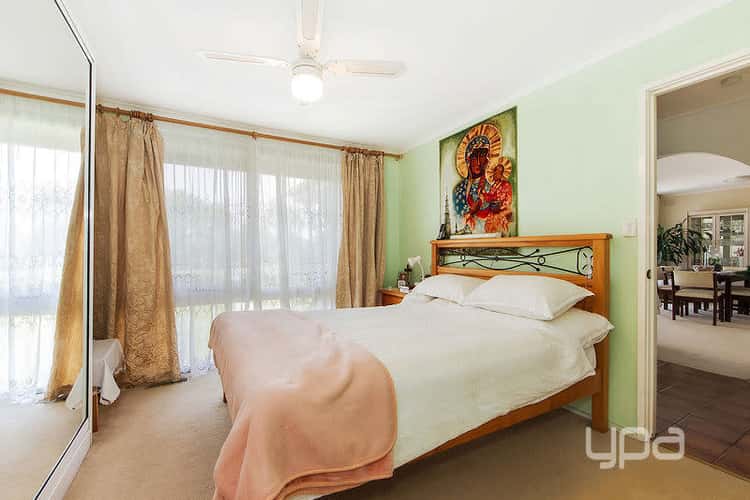 Sixth view of Homely house listing, 9 Fernhill Court, Albanvale VIC 3021