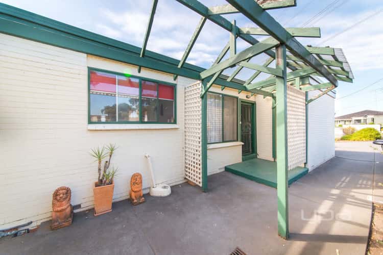 Main view of Homely unit listing, 2/26 Ruby Street, Essendon West VIC 3040