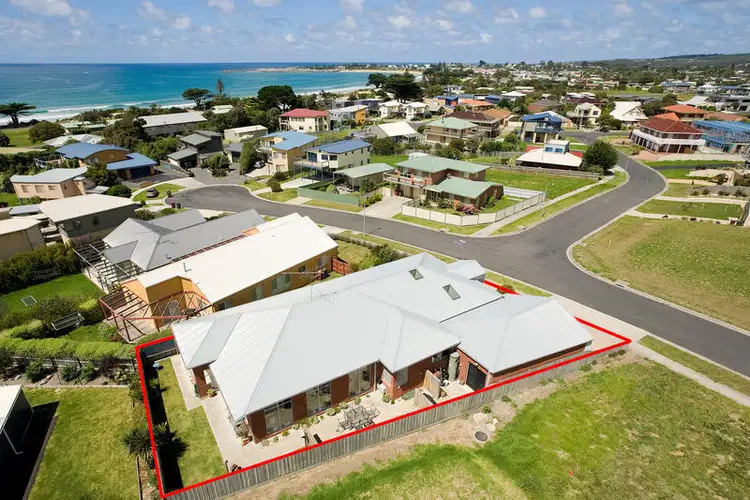 Floorplan of Homely house listing, 2 Outlook, Apollo Bay VIC 3233