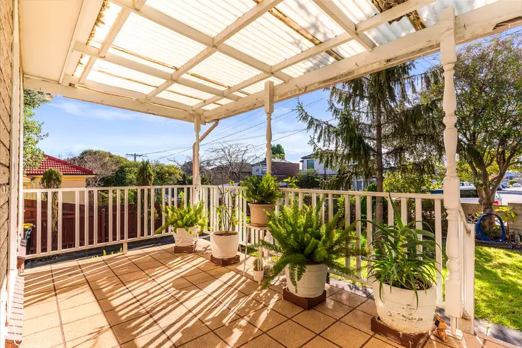 Floorplan of Homely house listing, 10 Vincent Crescent, Noble Park VIC 3174