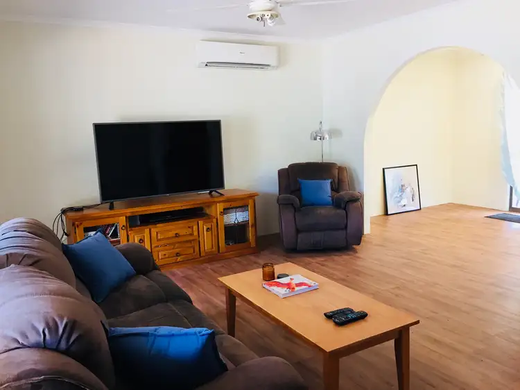 Floorplan of Homely semi-detached listing, 1/9 Boronia Crt, East Side NT 870