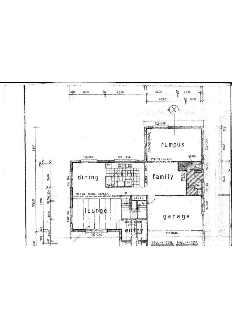 Floorplan of Homely house listing, 7 Echuca Crescent, Banora Point NSW 2486