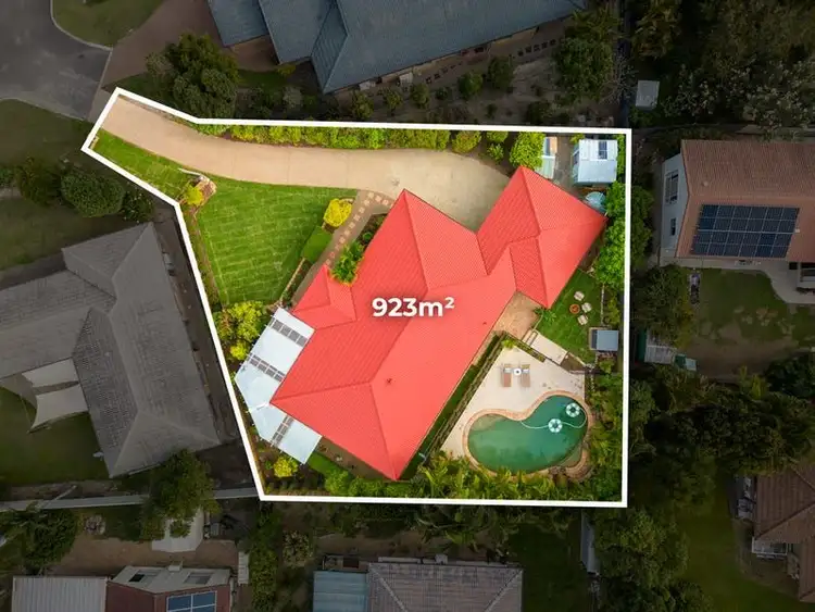 Floorplan of Homely house listing, 11 Cheviot Place, Sinnamon Park QLD 4073