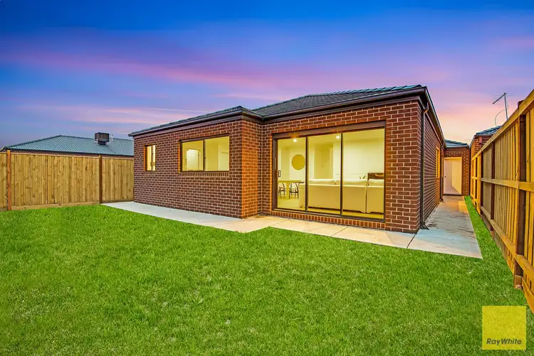 Floorplan of Homely house listing, 10 Badger Grove, Tarneit VIC 3029