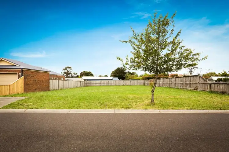 Floorplan of Homely house listing, 20 Mountain Vista Court, Drouin VIC 3818