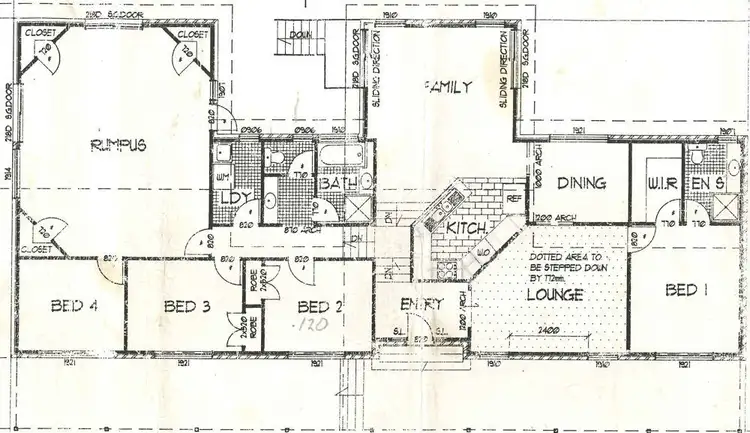 Floorplan of Homely rural property listing, 28 Elm Court, Morayfield QLD 4506