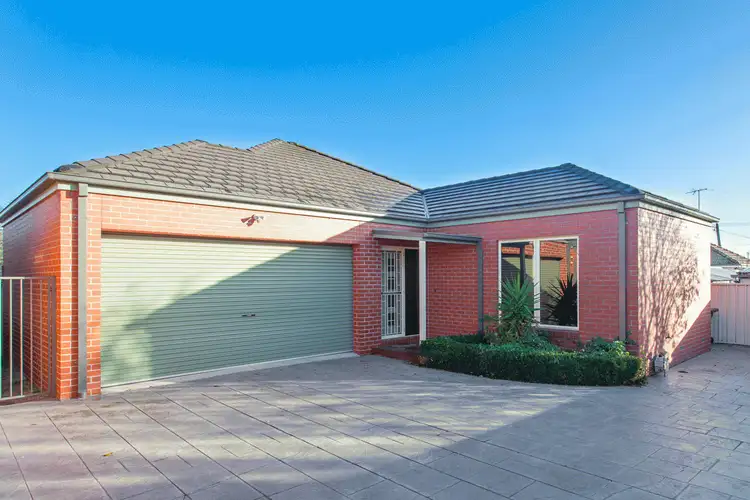 Floorplan of Homely unit listing, 4/1018 Howitt Street, Wendouree VIC 3355