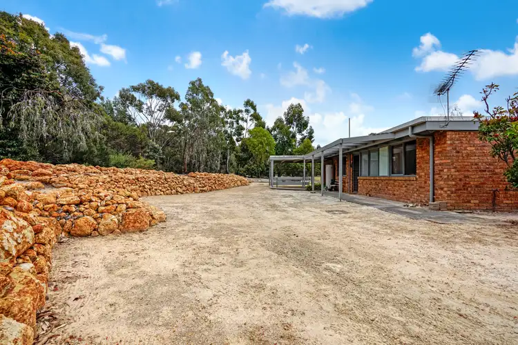Floorplan of Homely house listing, 17 Cassell Court, Pomonal VIC 3381