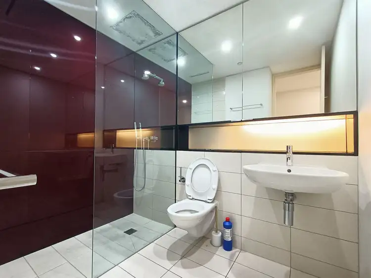 Fourth view of Homely apartment listing, 2815/101 Bathurst St, Sydney NSW 2000