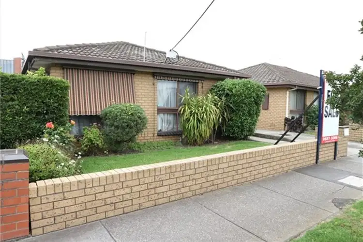 Main view of Homely unit listing, 2/4-6 Wales Street, Kingsville VIC 3012