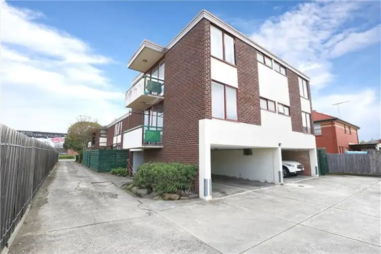 4/3 Gordon Street, Footscray VIC 3011