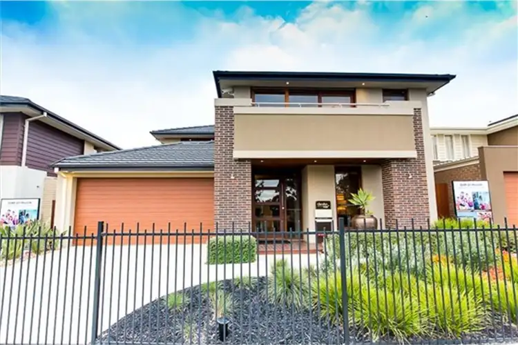 49 Olympus Crescent, Cranbourne West VIC 3977