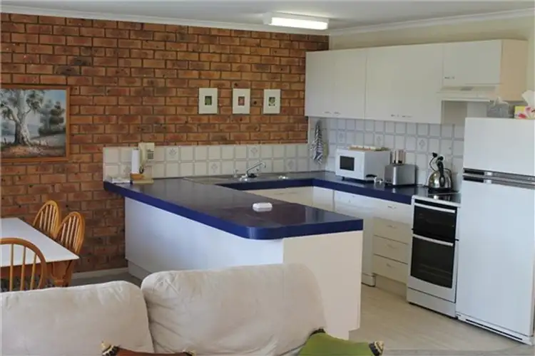 Fifth view of Homely townhouse listing, 4/161 Beach Road, Sunshine Bay NSW 2536