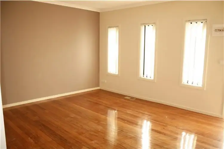 2/17 Hampton Drive, Hampton Park VIC 3976