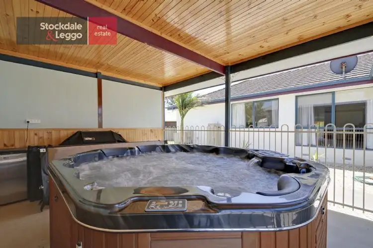 Fifth view of Homely house listing, 10 Bushfield Court, Traralgon VIC 3844