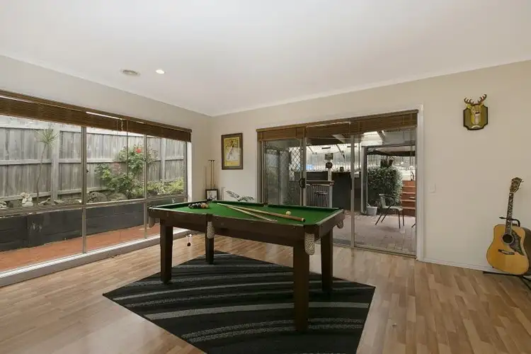 Fifth view of Homely house listing, 2 Kildare View, Cranbourne VIC 3977