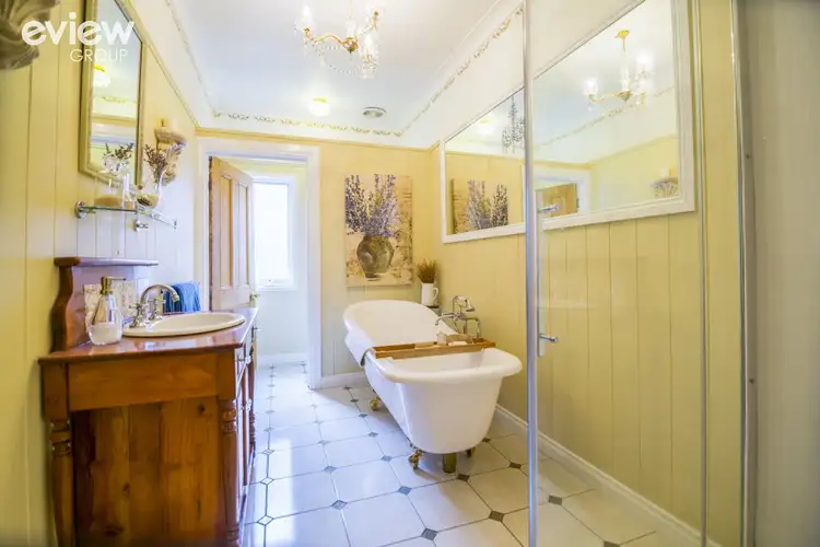 Fifth view of Homely house listing, 2 Evelyn Grove, Healesville VIC 3777