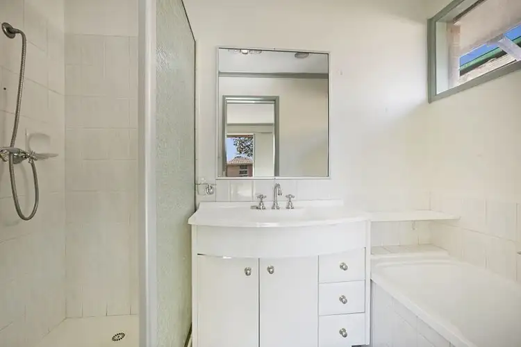 Seventh view of Homely house listing, 33 Broome Crescent, Cranbourne North VIC 3977