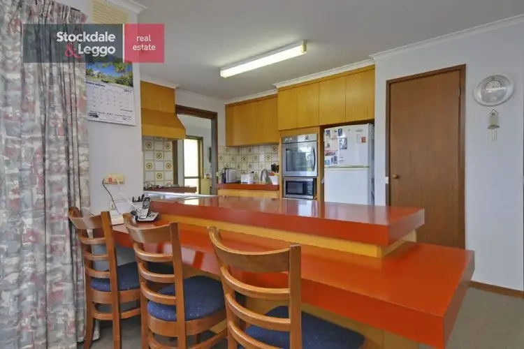 Sixth view of Homely house listing, 1 Lorikeet Place, Traralgon VIC 3844