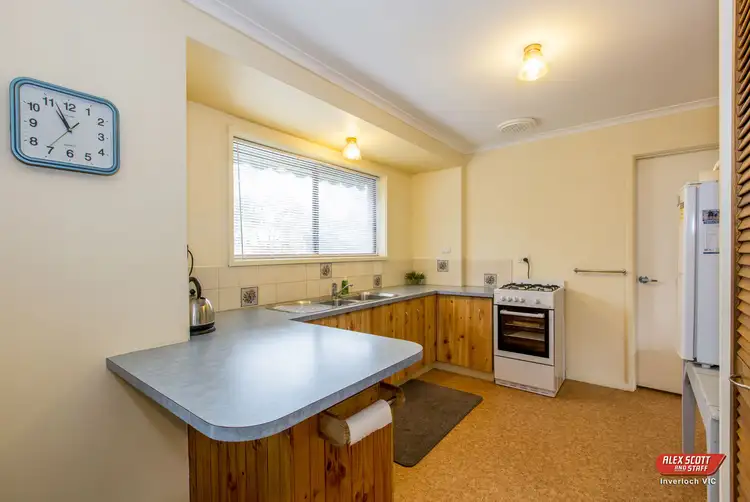 Second view of Homely house listing, 4 Usher Court, Inverloch VIC 3996