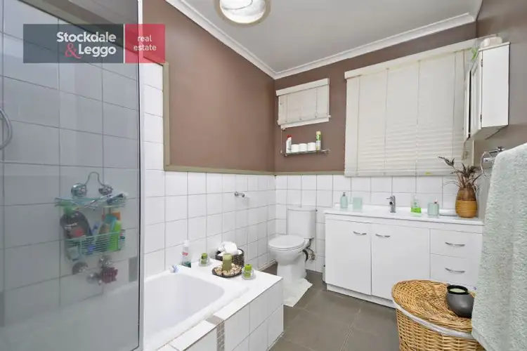 Fourth view of Homely house listing, 6 Winston Court, Morwell VIC 3840