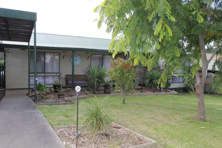 5 Allen Street, Mirboo North VIC 3871