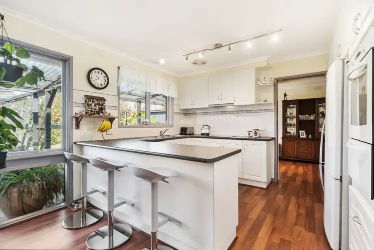 Fifth view of Homely house listing, 6 Savannah Court, Frankston VIC 3199