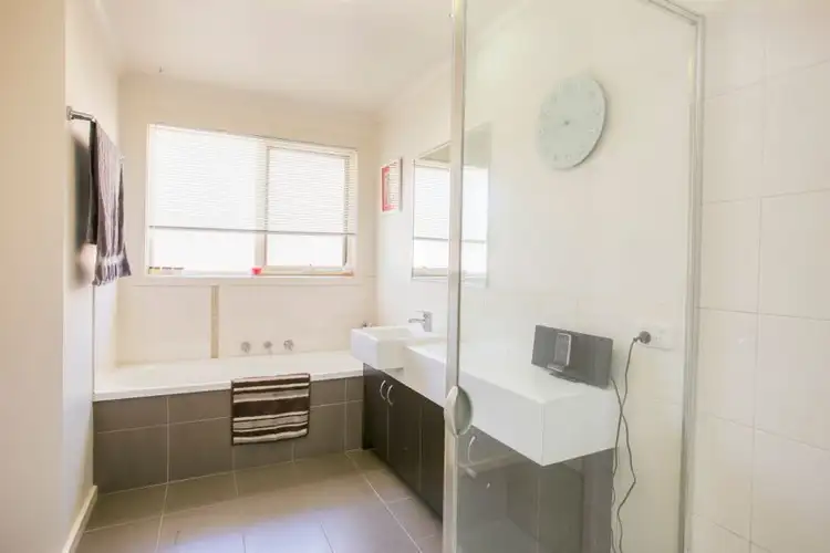 Sixth view of Homely house listing, 4/1 Brunnings Road, Carrum Downs VIC 3201