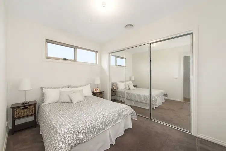 Sixth view of Homely townhouse listing, 1/26 Heather Court, Glenroy VIC 3046